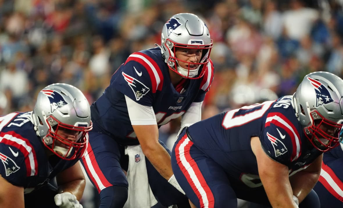 NFL: Carolina Panthers at New England Patriots