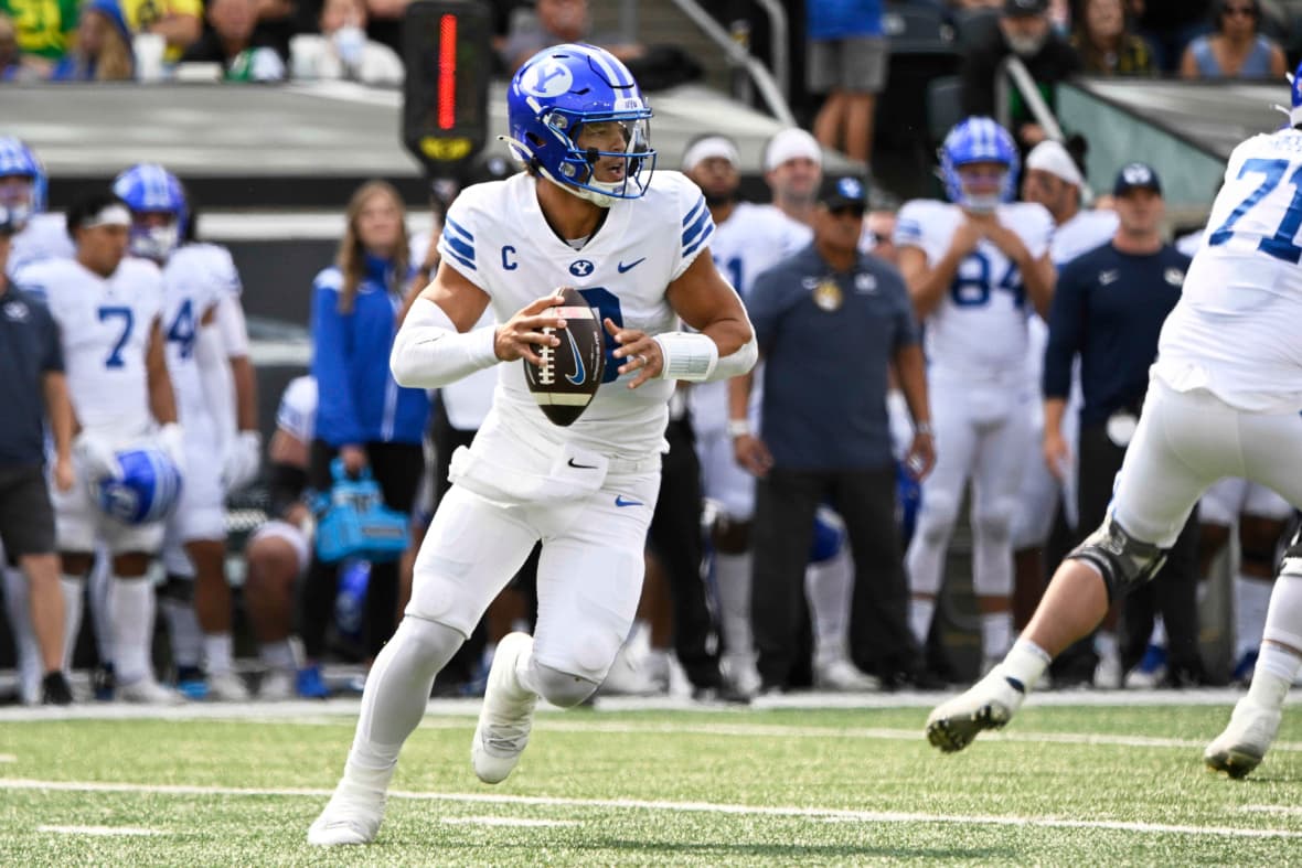 NCAA Football: Brigham Young at Oregon