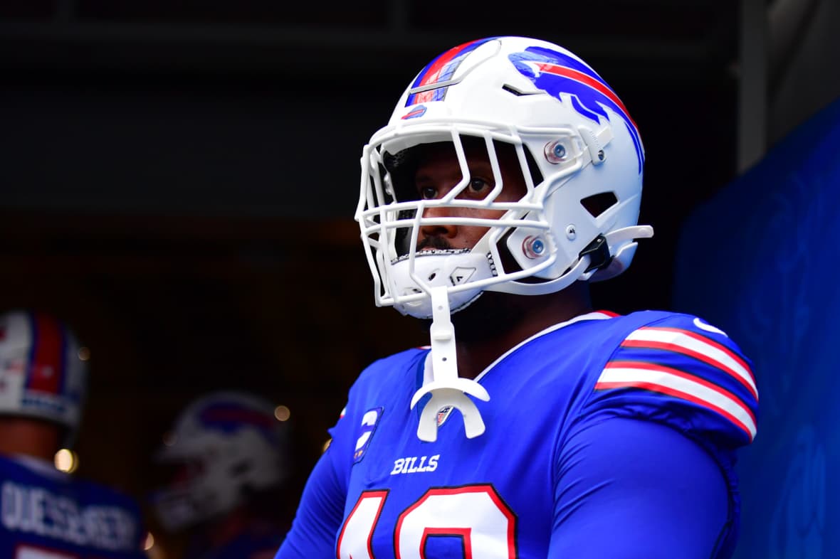 nfl: buffalo bills at los angeles rams: von miller