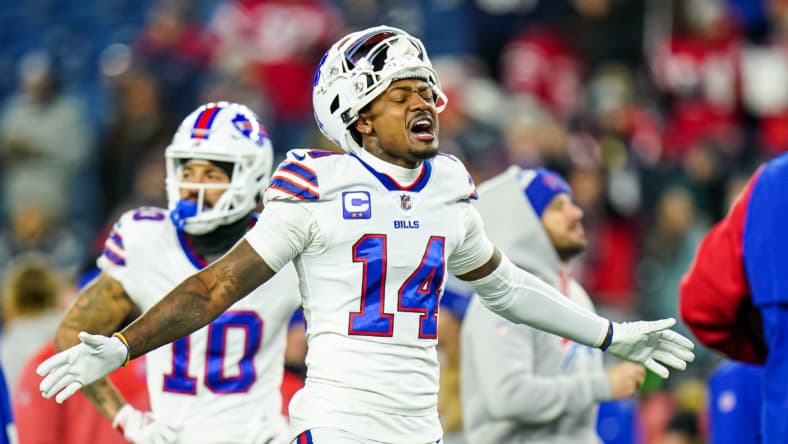 NFL: Buffalo Bills at New England Patriots