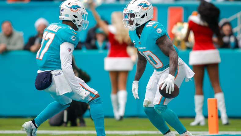 NFL: Green Bay Packers at Miami Dolphins