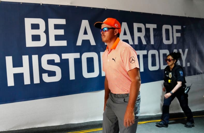 pga tour, liv golf