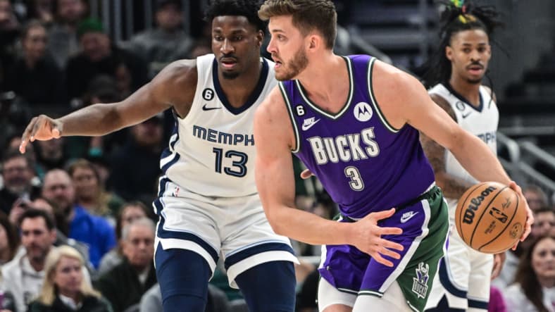 NBA: Memphis Grizzlies at Milwaukee Bucks