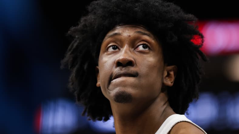 NBA: Oklahoma City Thunder at Minnesota Timberwolves