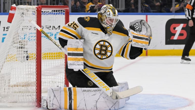 NHL: Boston Bruins at St. Louis Blues