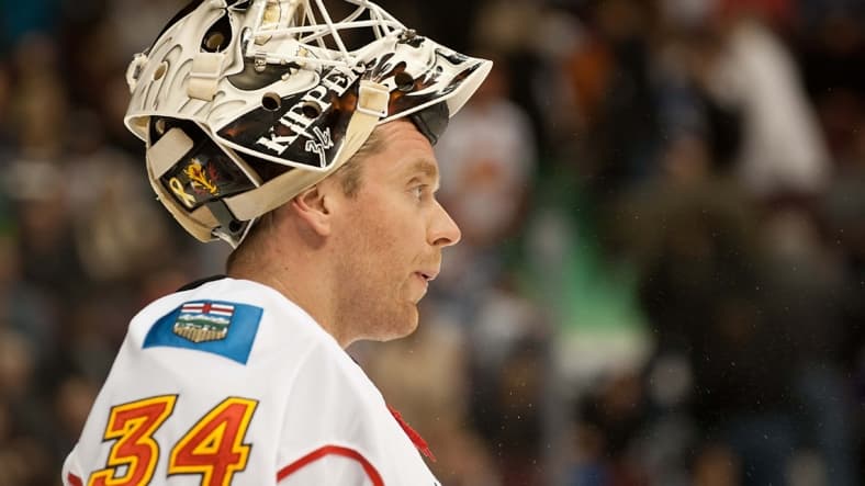 NHL: Calgary Flames at Vancouver Canucks