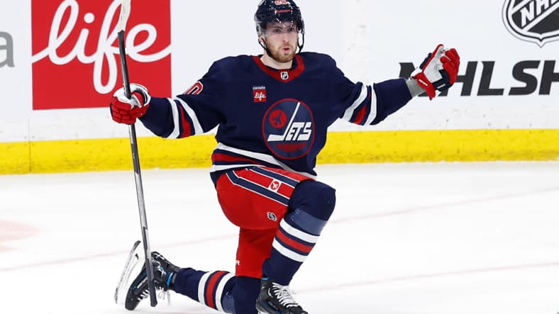 NHL: New Jersey Devils at Winnipeg Jets