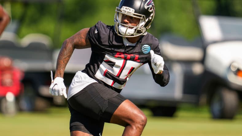indianapolis colts sign casey hayward