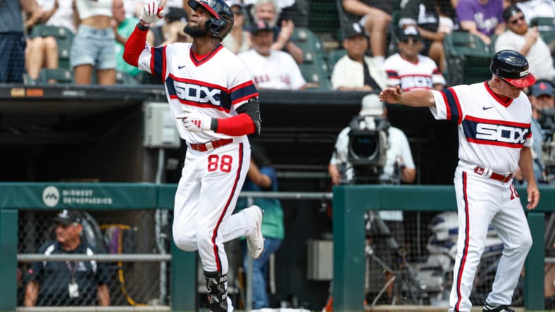 luis robert