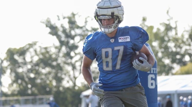 bold fantasy football prediction: sam laporta