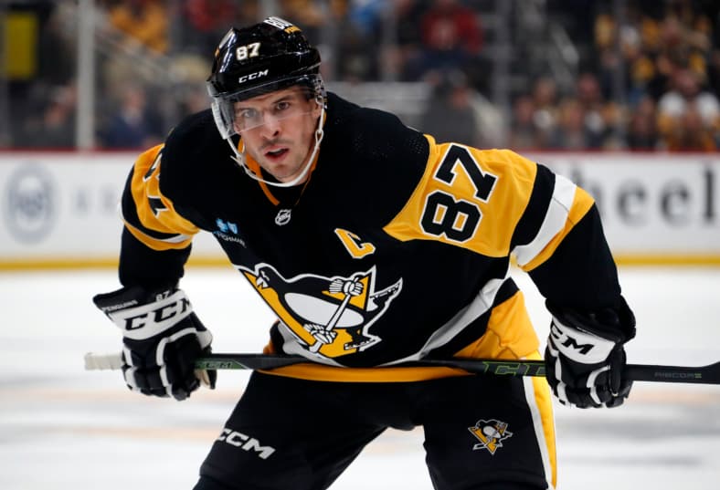 NHL: Chicago Blackhawks at Pittsburgh Penguins