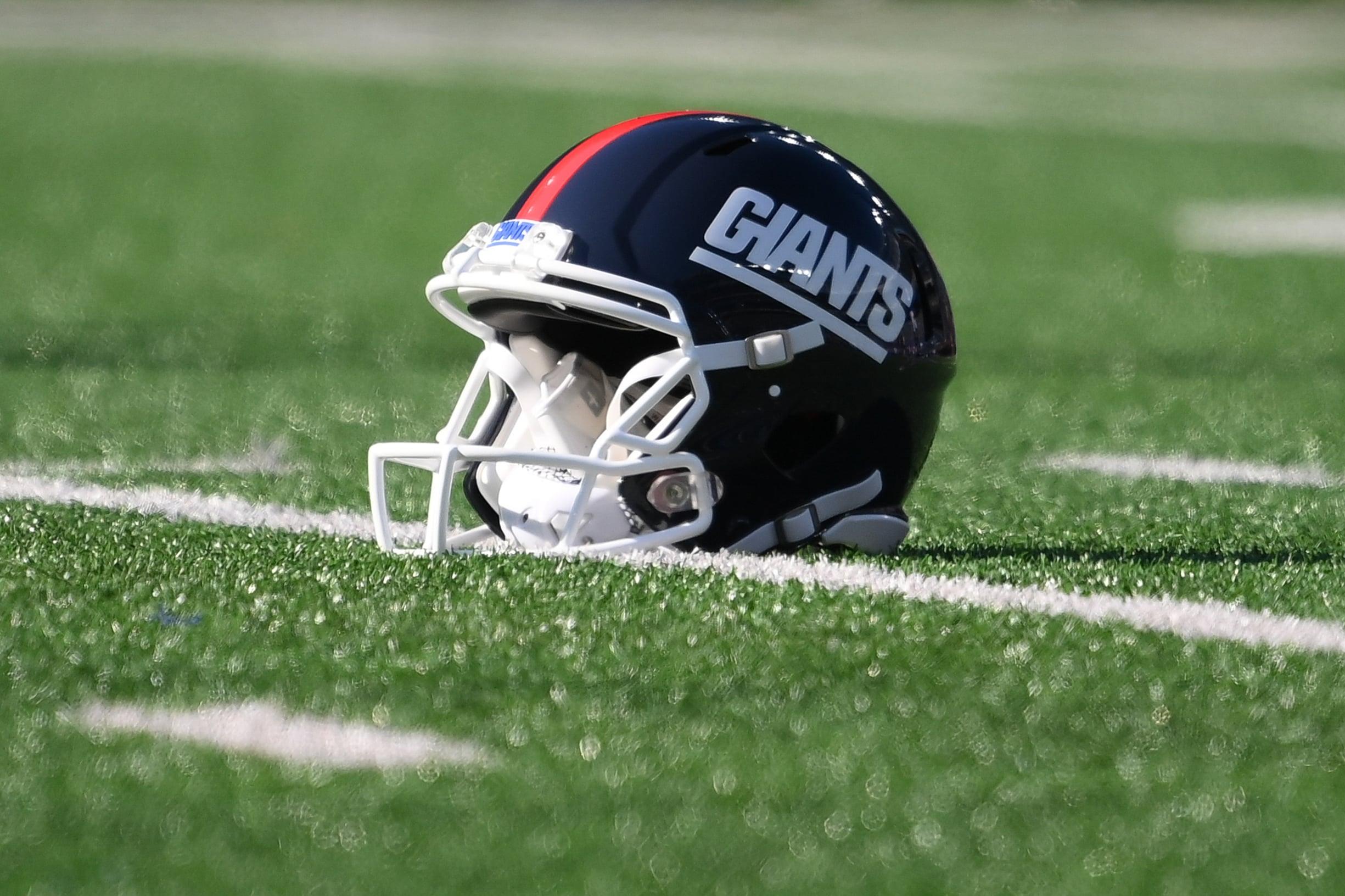 New York Giants helmet