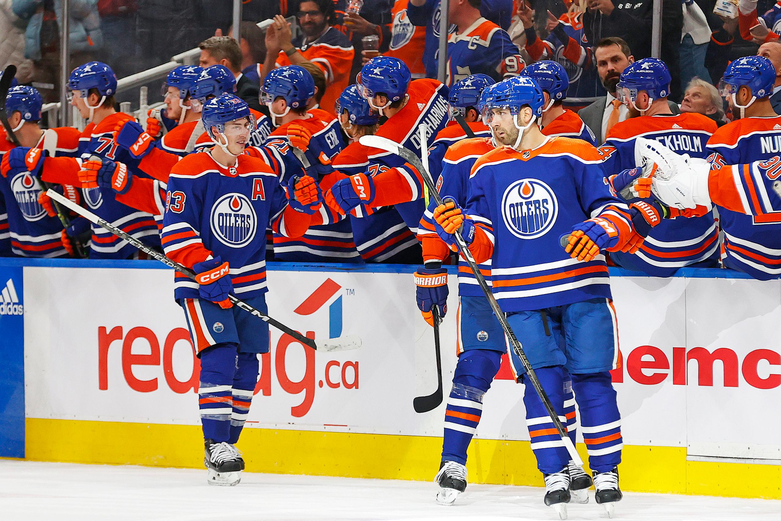 NHL: Ottawa Senators at Edmonton Oilers