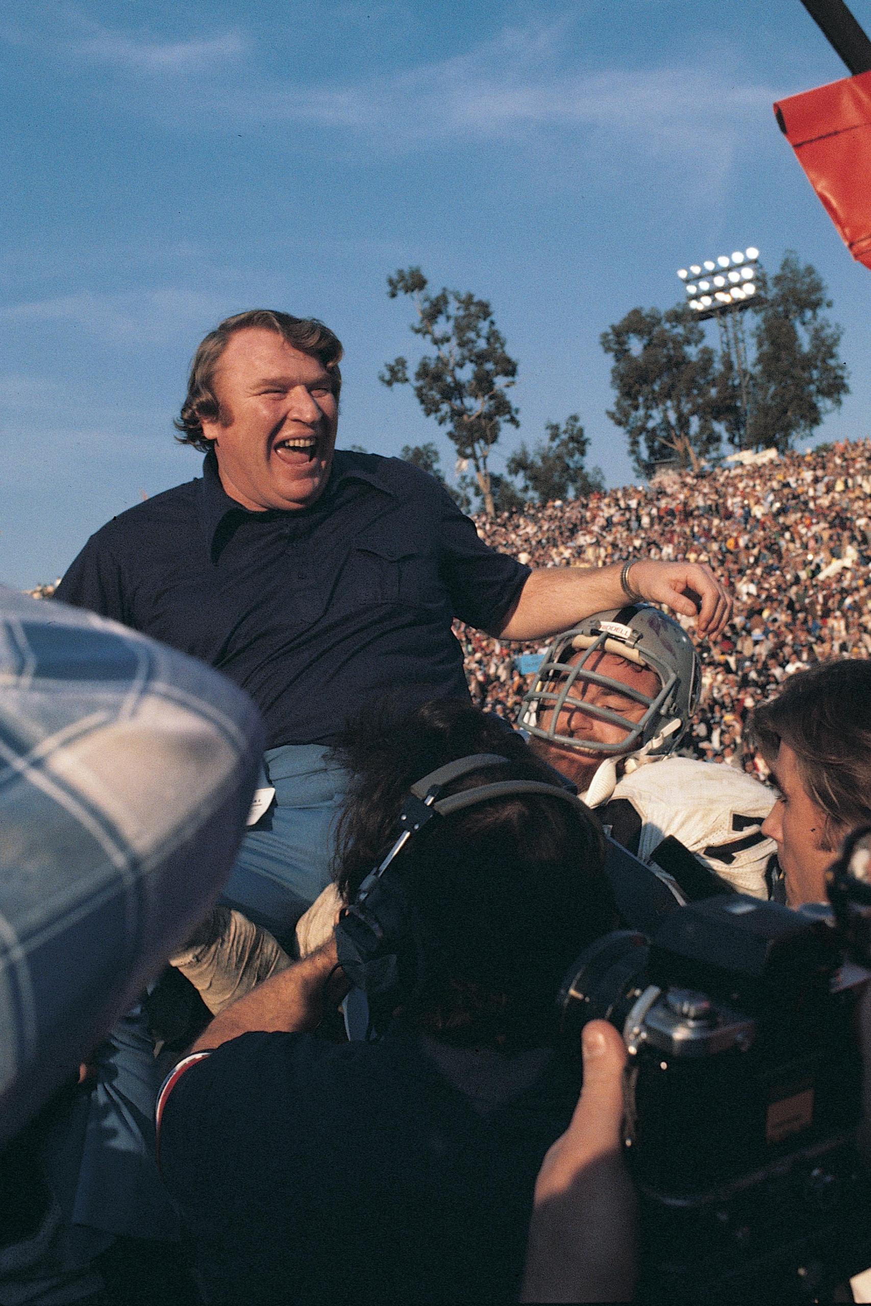 SUPER BOWL XI