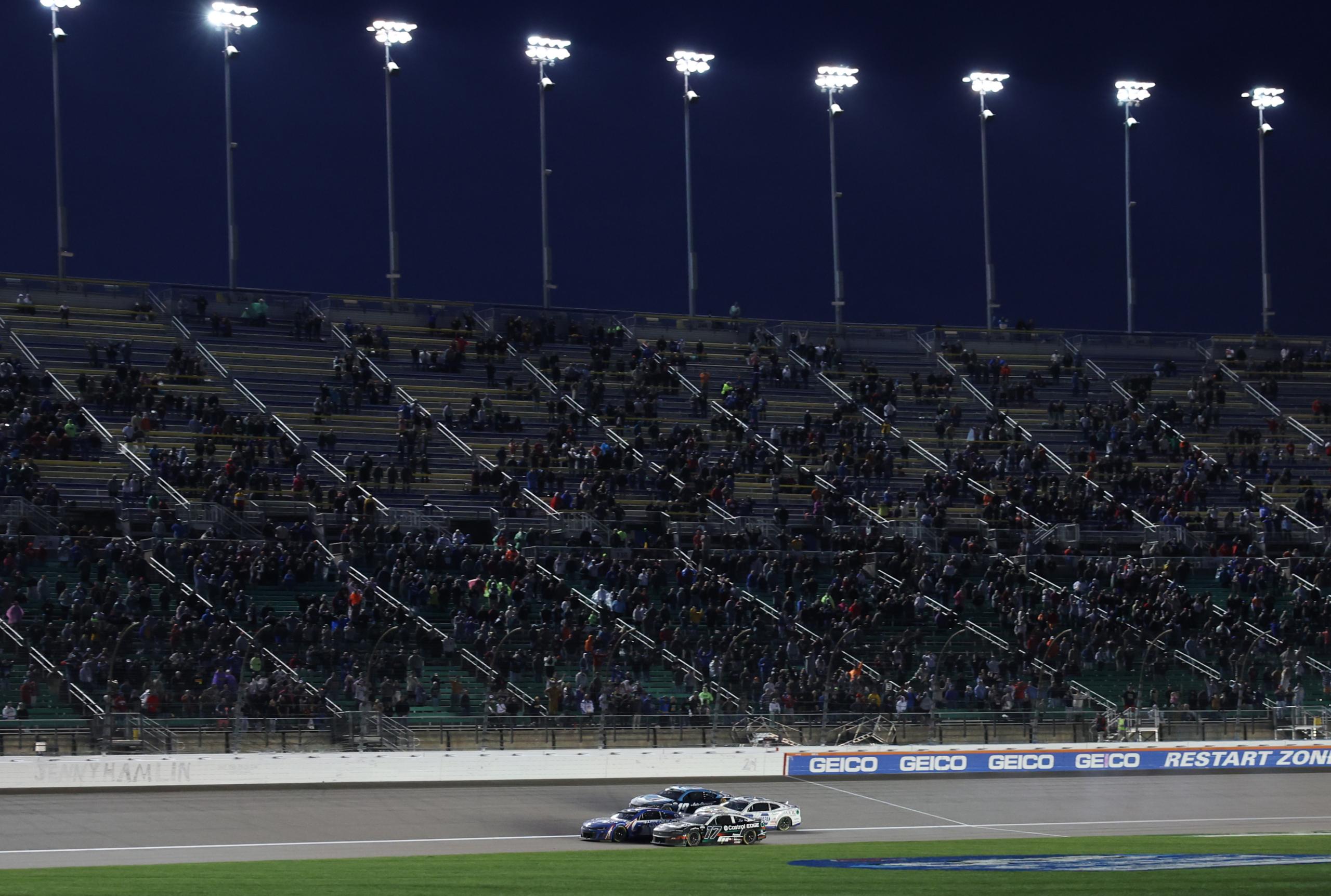 NASCAR: AdventHealth 400