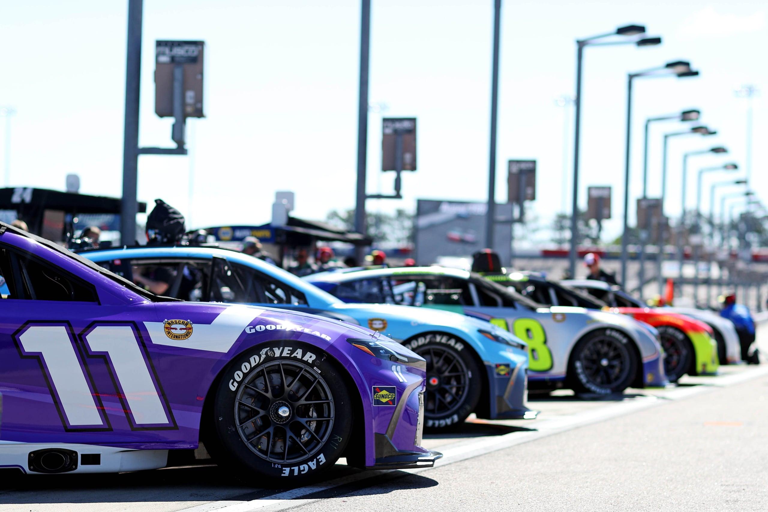 NASCAR: Goodyear 400 - Practice and Qualifying