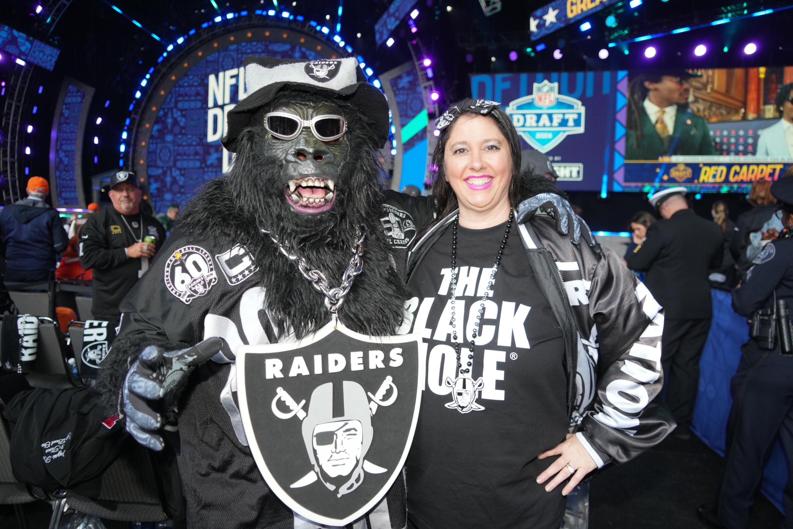 Las Vegas Raiders fans