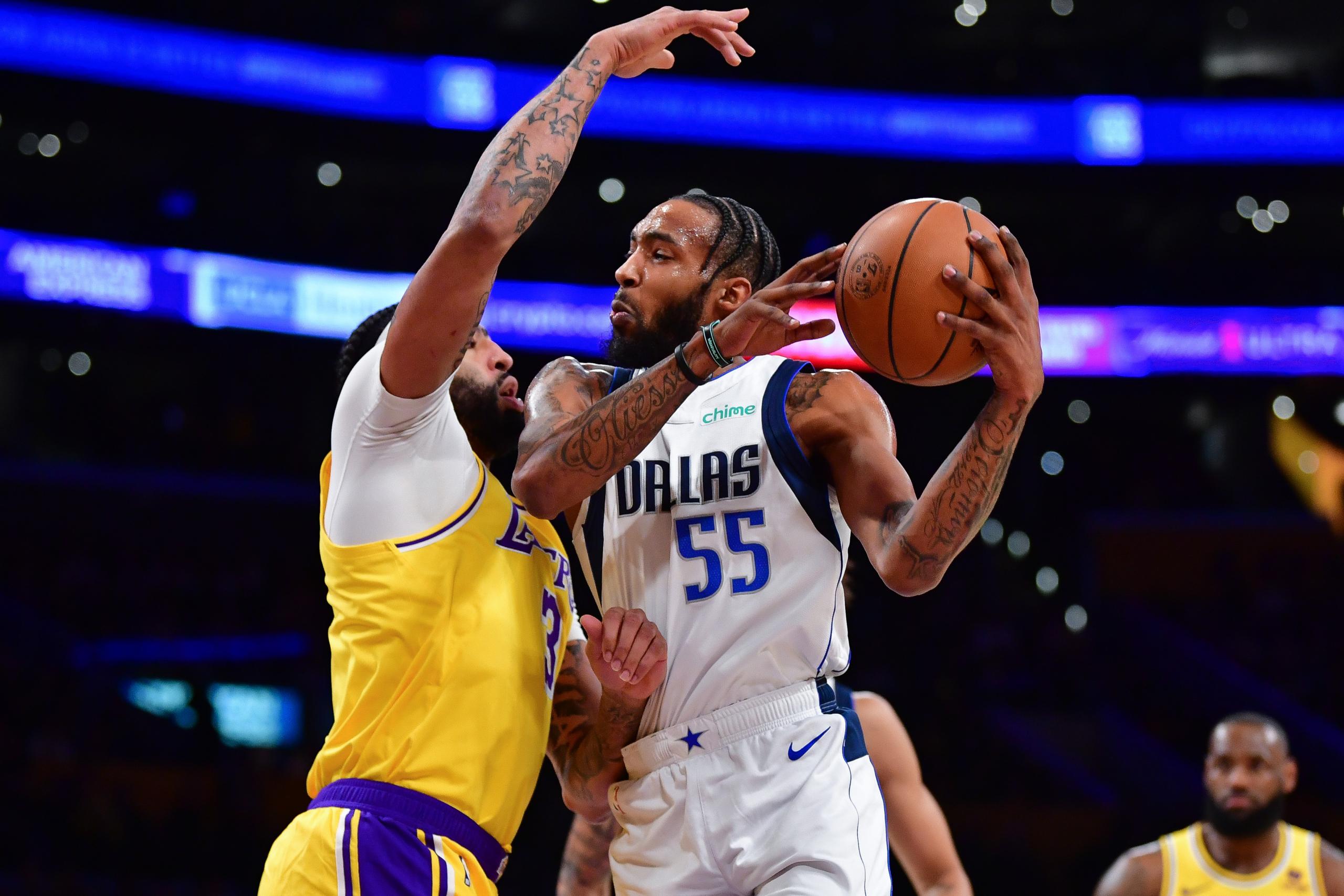 NBA: Dallas Mavericks at Los Angeles Lakers