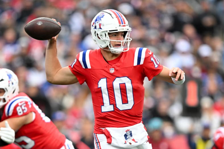 NFL: Houston Texans at New England Patriots