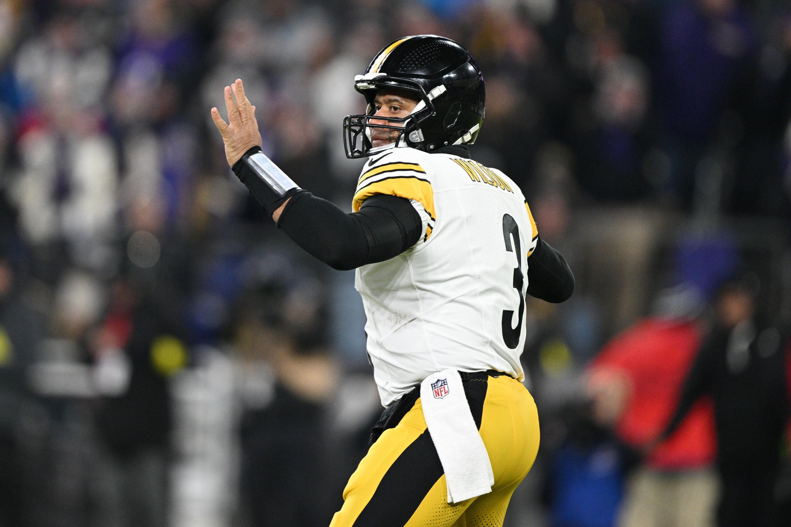 NFL: AFC Wild Card Round-Pittsburgh Steelers at Baltimore Ravens