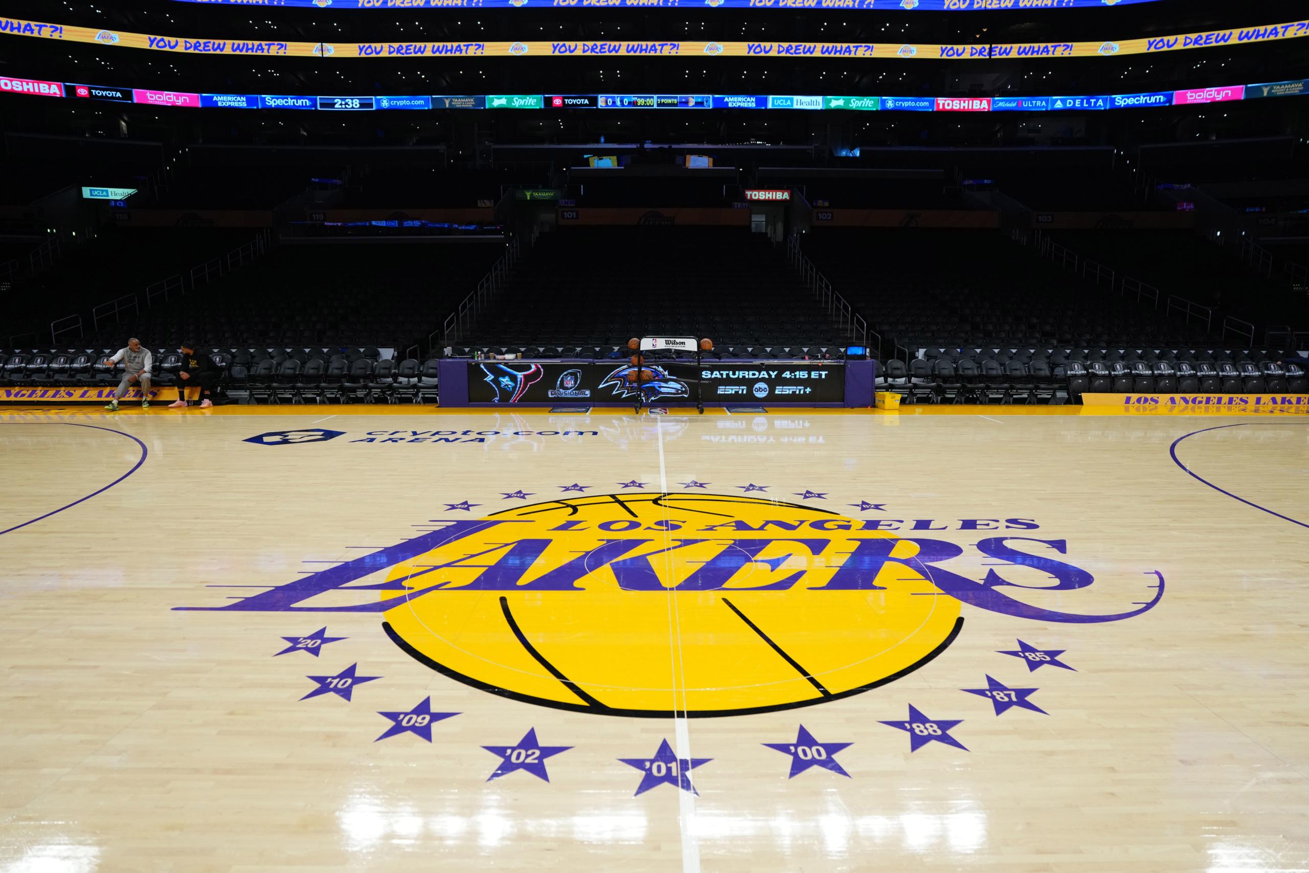 Luka Doncic, Los Angeles Lakers, Dallas Mavericks, Anthony DavisNBA: Paris Games 2025-San Antonio Spurs vs Indiana Pacers