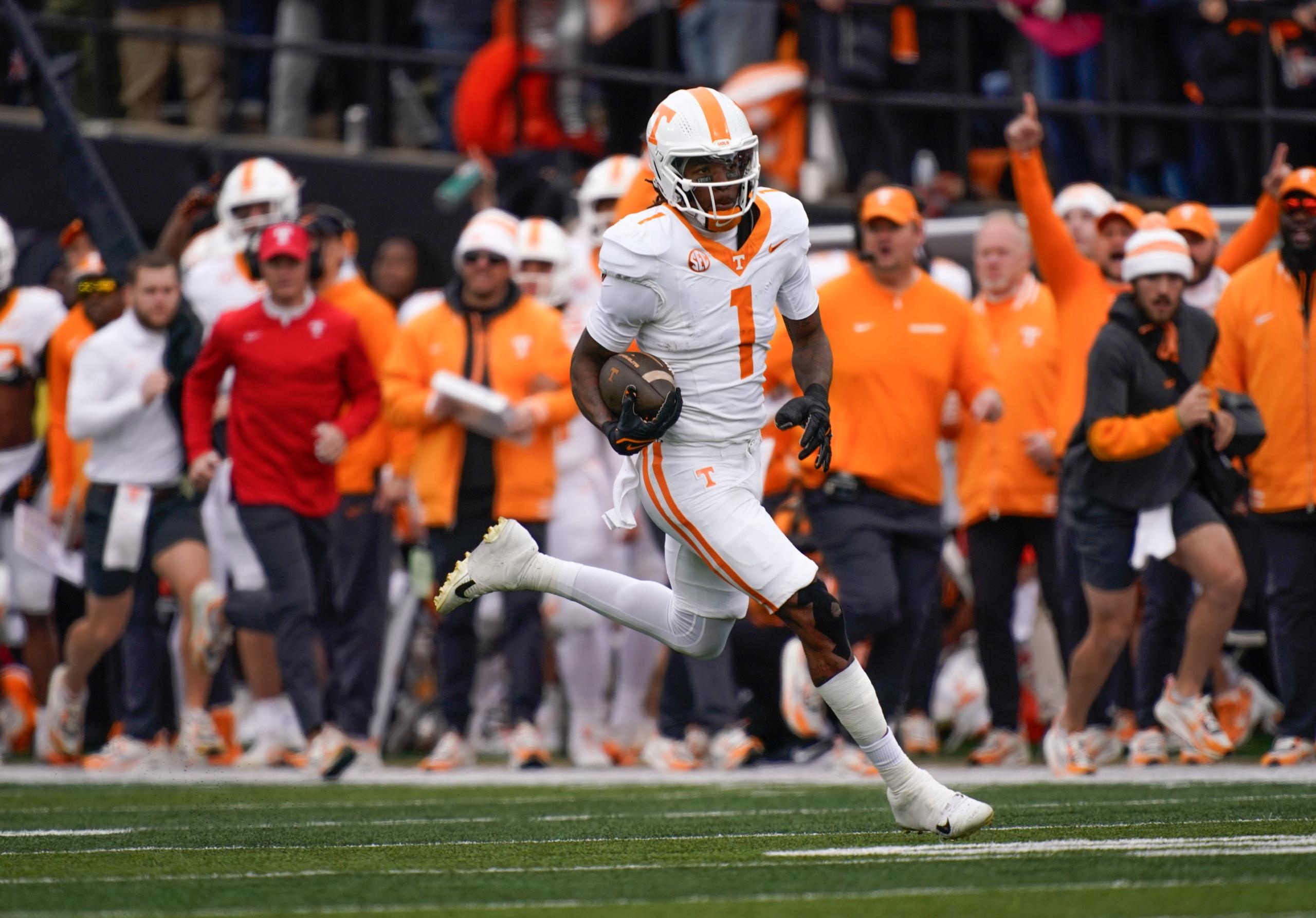 Dallas Cowboys mock draft 2025