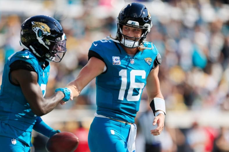 Highest paid NFL players, Highest paid NFL quarterbacks