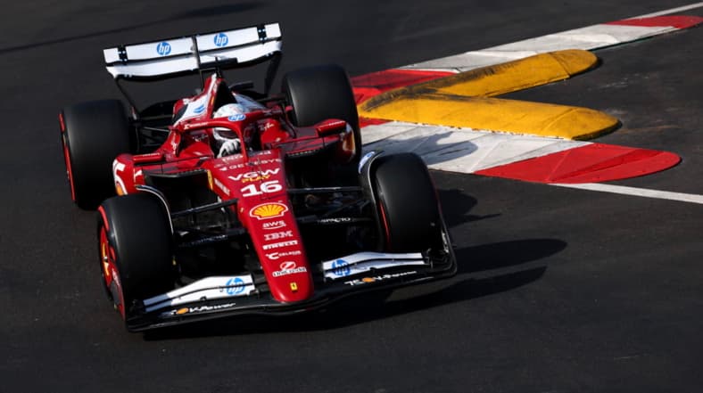 Photo: F1