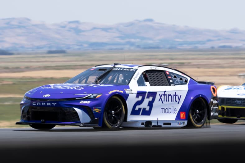 NASCAR: Toyota / Save Mart 350