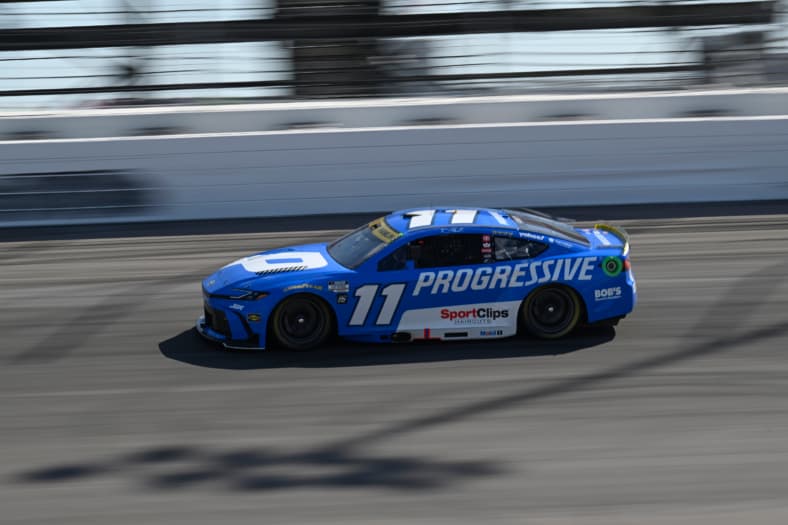 NASCAR race today