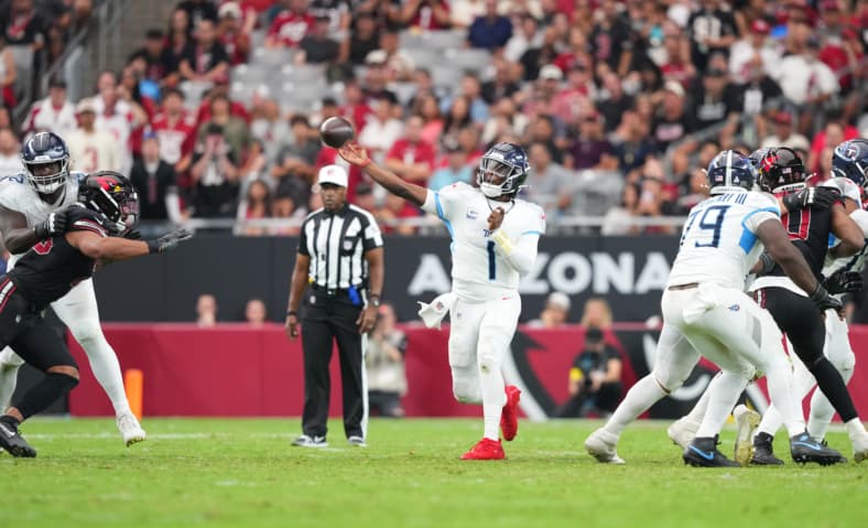 NFL: Tennessee Titans at Arizona Cardinals