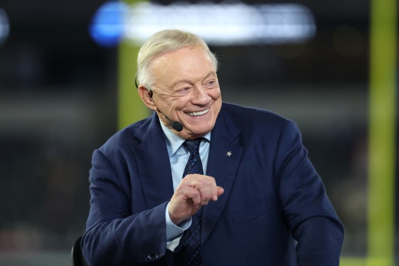 NFL: Arizona Cardinals at Dallas Cowboys