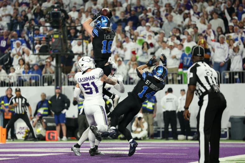 NFL: Detroit Lions at Minnesota Vikings