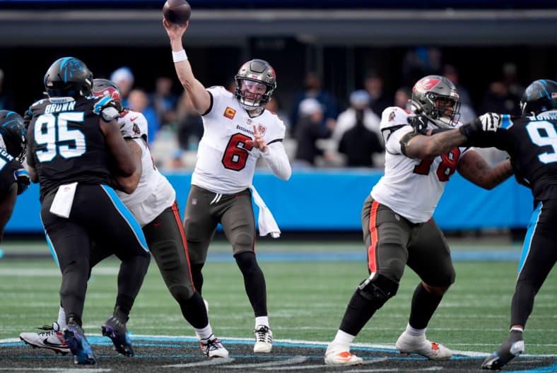 NFL: Tampa Bay Buccaneers at Carolina Panthers