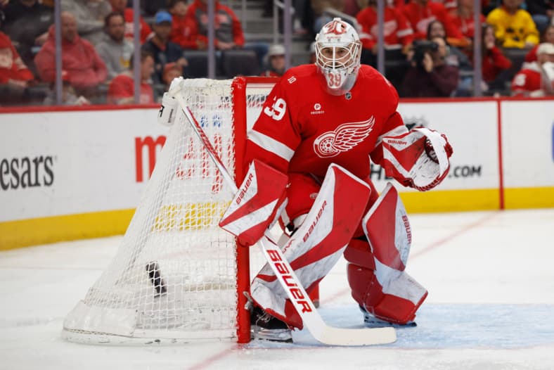 NHL: Philadelphia Flyers at Detroit Red Wings