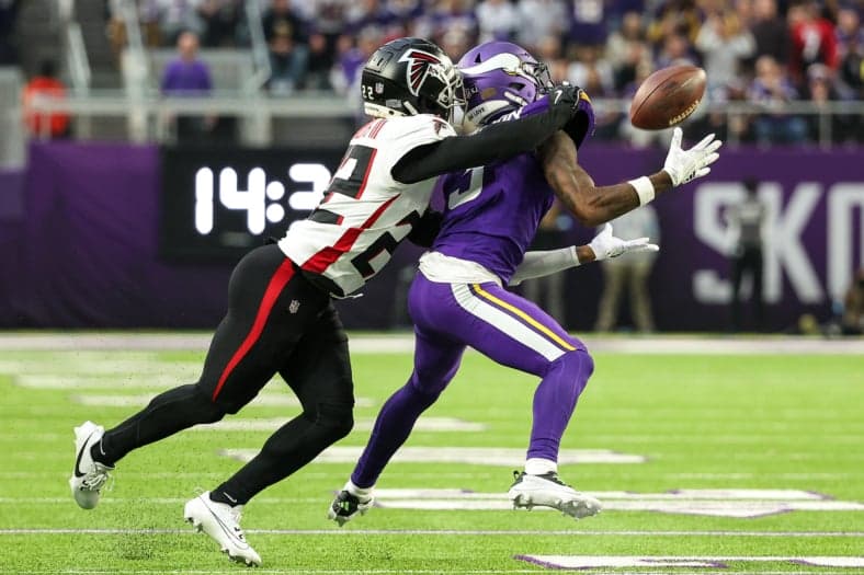 NFL: Atlanta Falcons at Minnesota Vikings