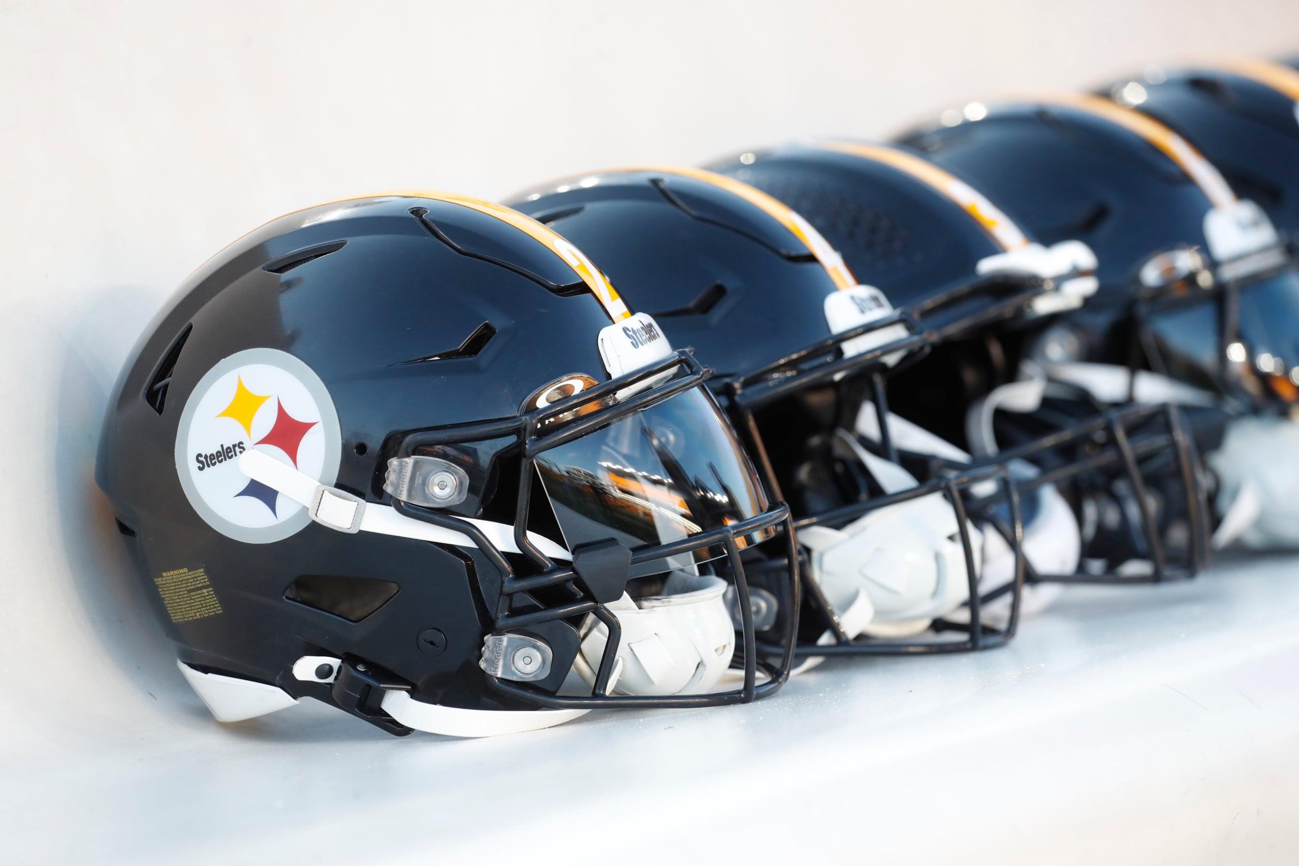 Pittsburgh Steelers’ 2x Pro Bowler Viewed as Top Cut Candidate