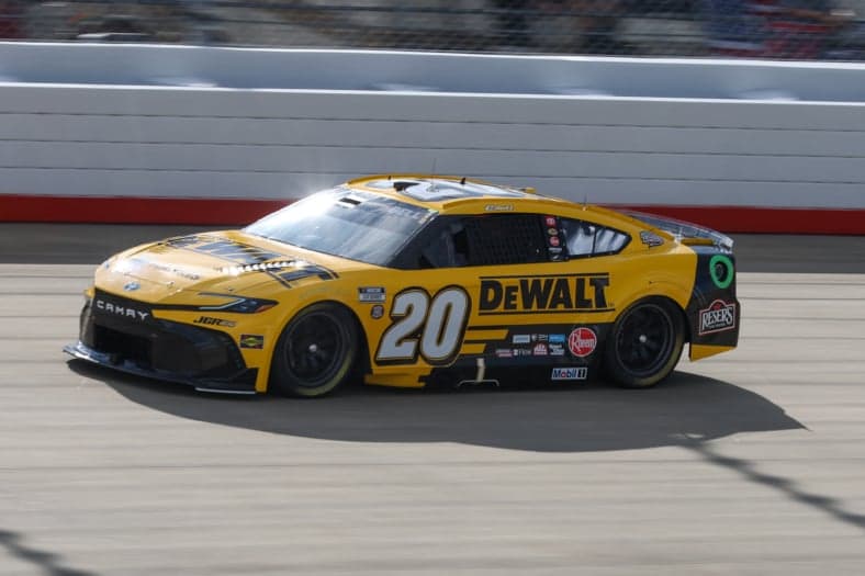 NASCAR Race Today, eero 400