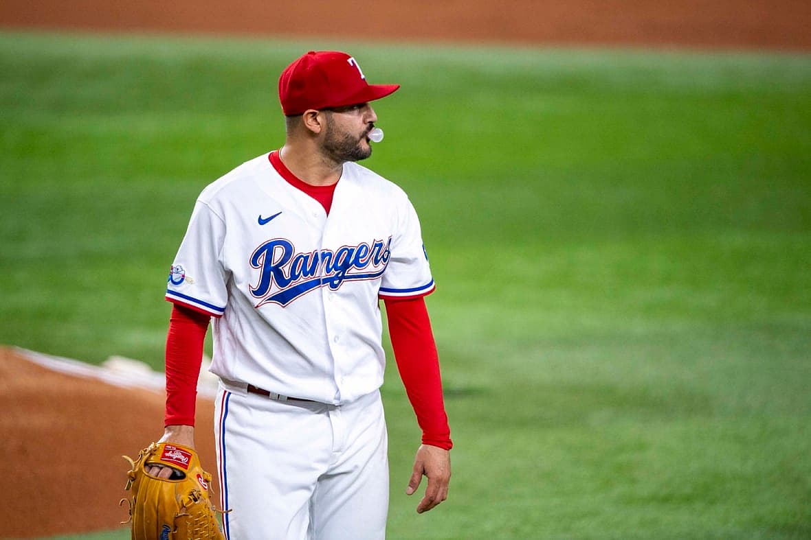 martin perez trade toronto blue jays