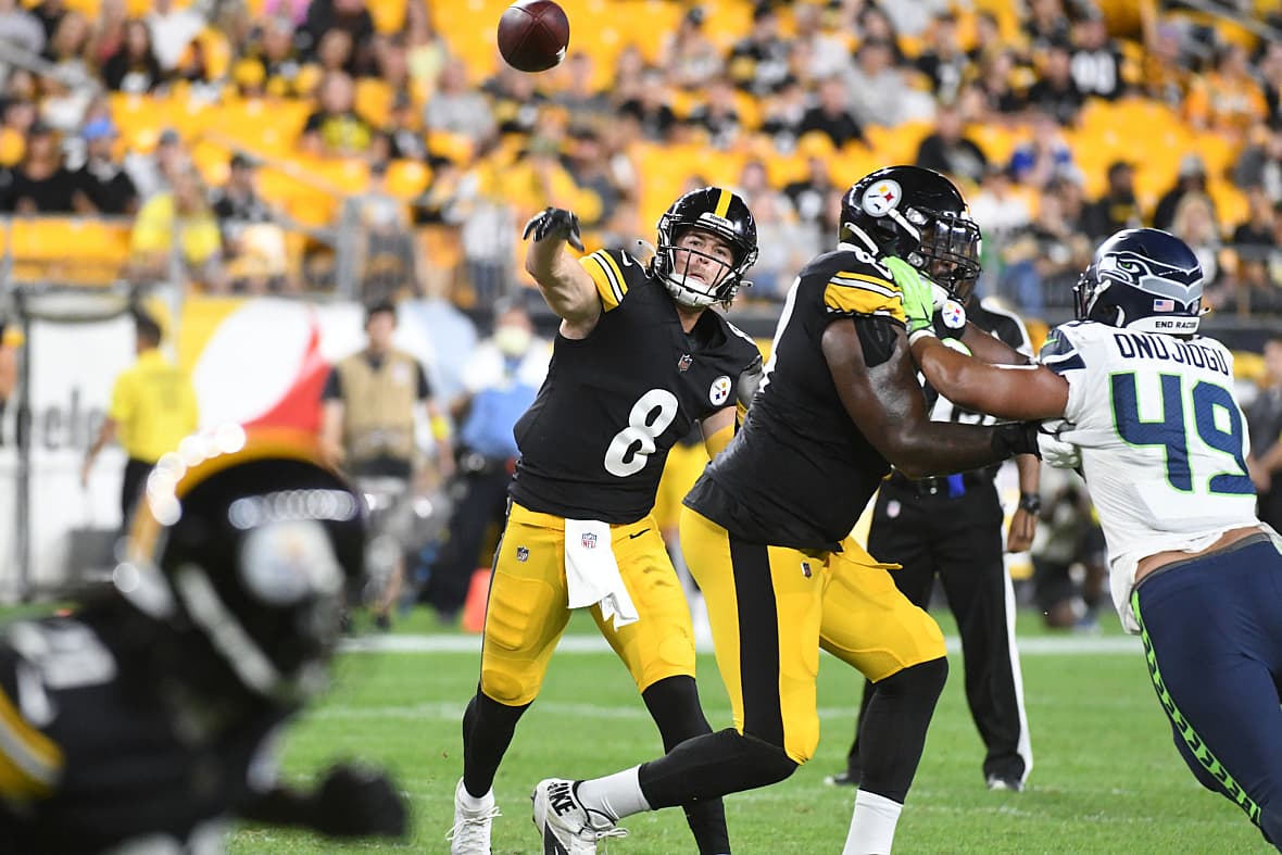 NFL: Seattle Seahawks at Pittsburgh Steelers