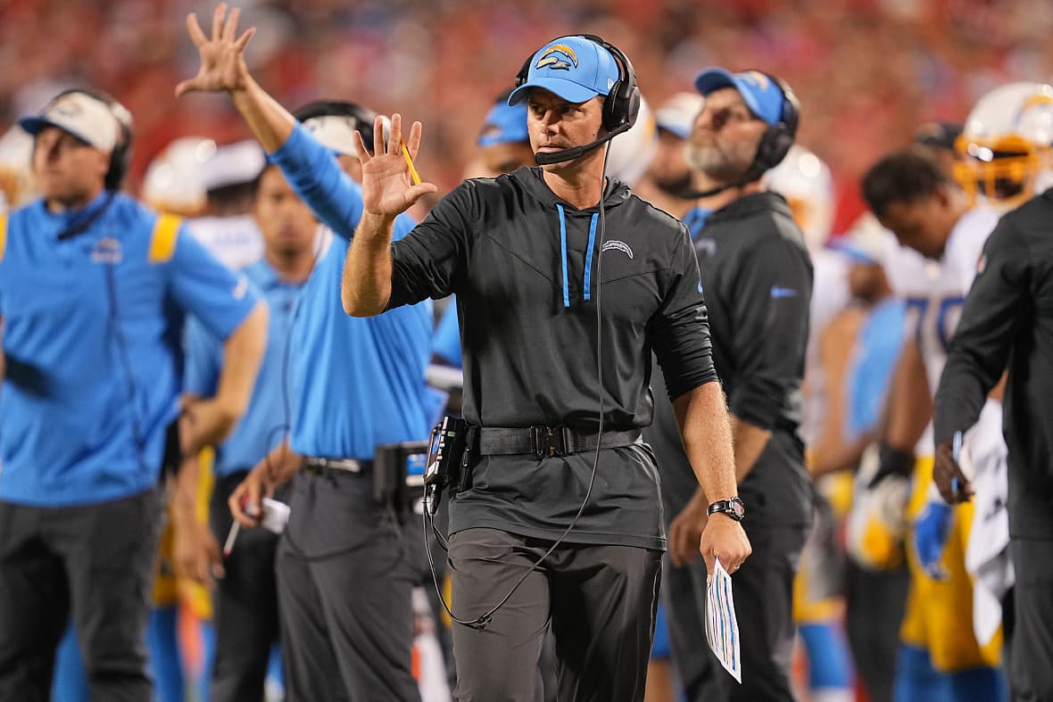 NFL: Los Angeles Chargers at Kansas City Chiefs