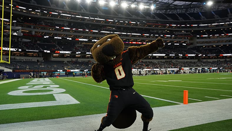 NCAA Football: LA Bowl-Oregon State vs Utah State