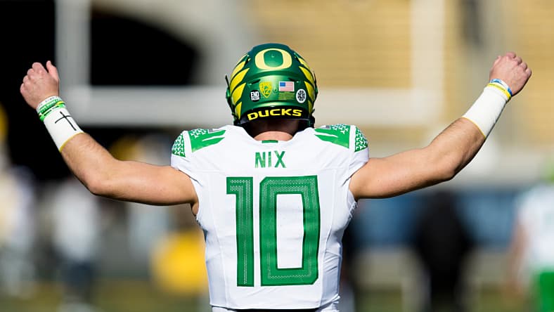 NCAA Football: Oregon at California