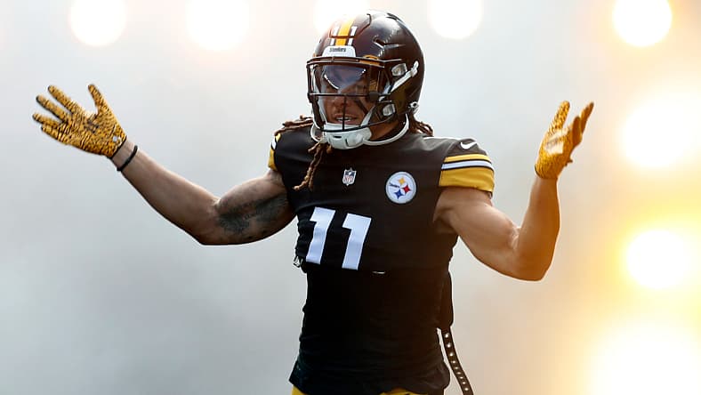 NFL: Tampa Bay Buccaneers at Pittsburgh Steelers