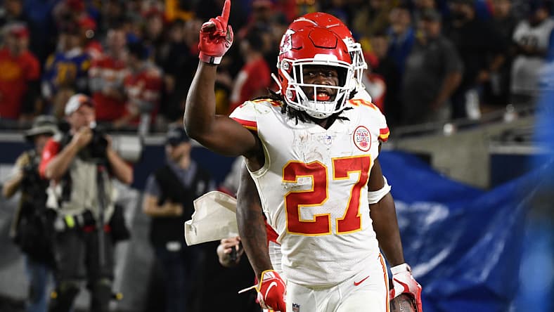 kansas city chiefs, kareem hunt trade