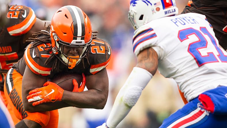 kareem hunt trade, buffalo bills