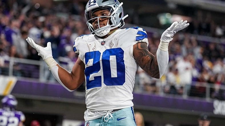 NFL: Dallas Cowboys at Minnesota Vikings
