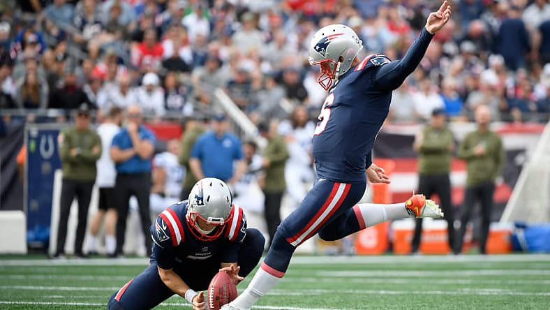 NFL: Indianapolis Colts at New England Patriots