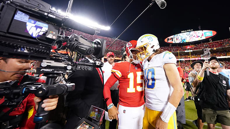 NFL: Los Angeles Chargers at Kansas City Chiefs