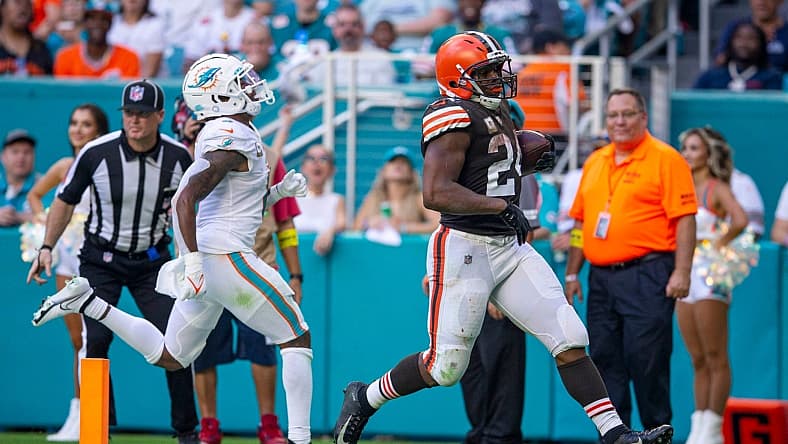 nfl running back rankings week 13: nick chubb